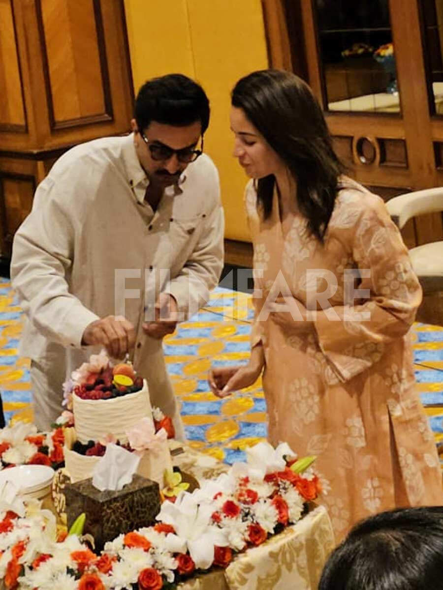 Pics: Alia Bhatt And Ranbir Kapoor Celebrate The Actress’ Birthday With ...