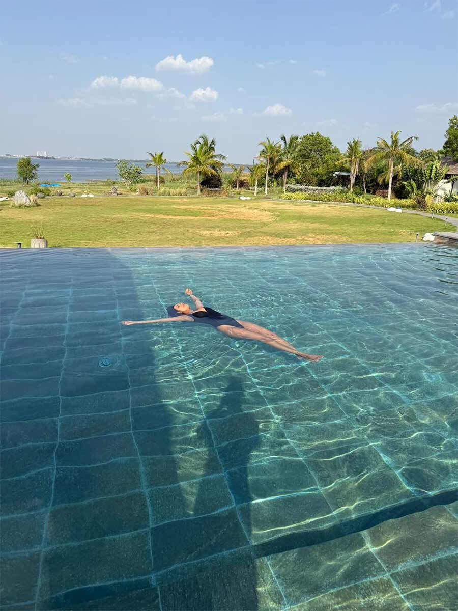 Priyanka Chopra Jonas Unwinds in Poolside Bliss Amid Varanasi Shoot