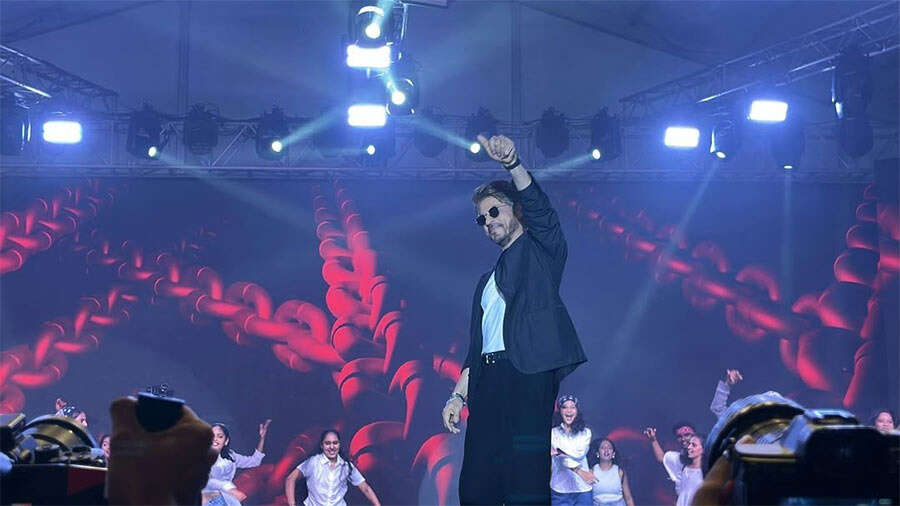 Shah Rukh Khan’s Emotional Mangalore Homecoming: 34 Years of Bollywood Magic