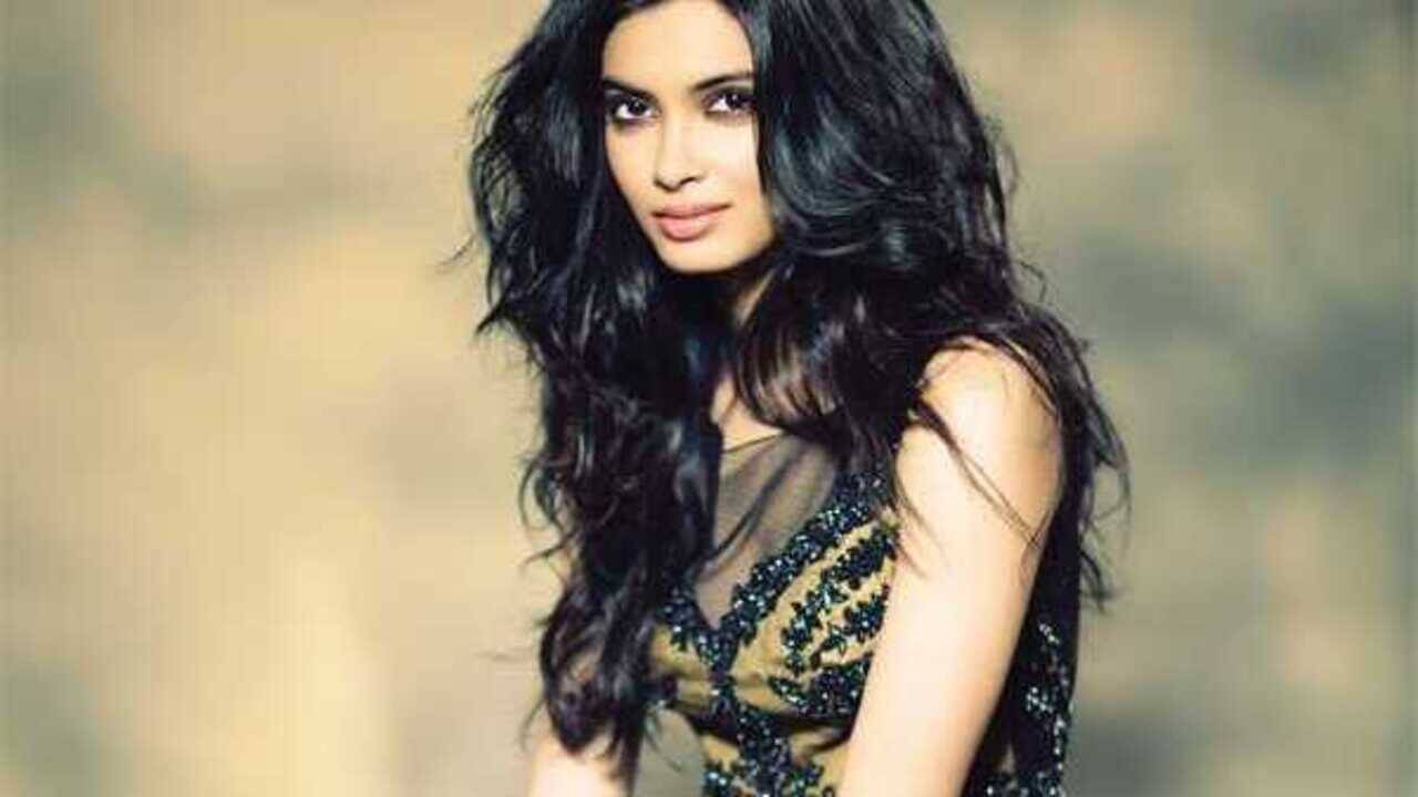 sexy image of diana penty 