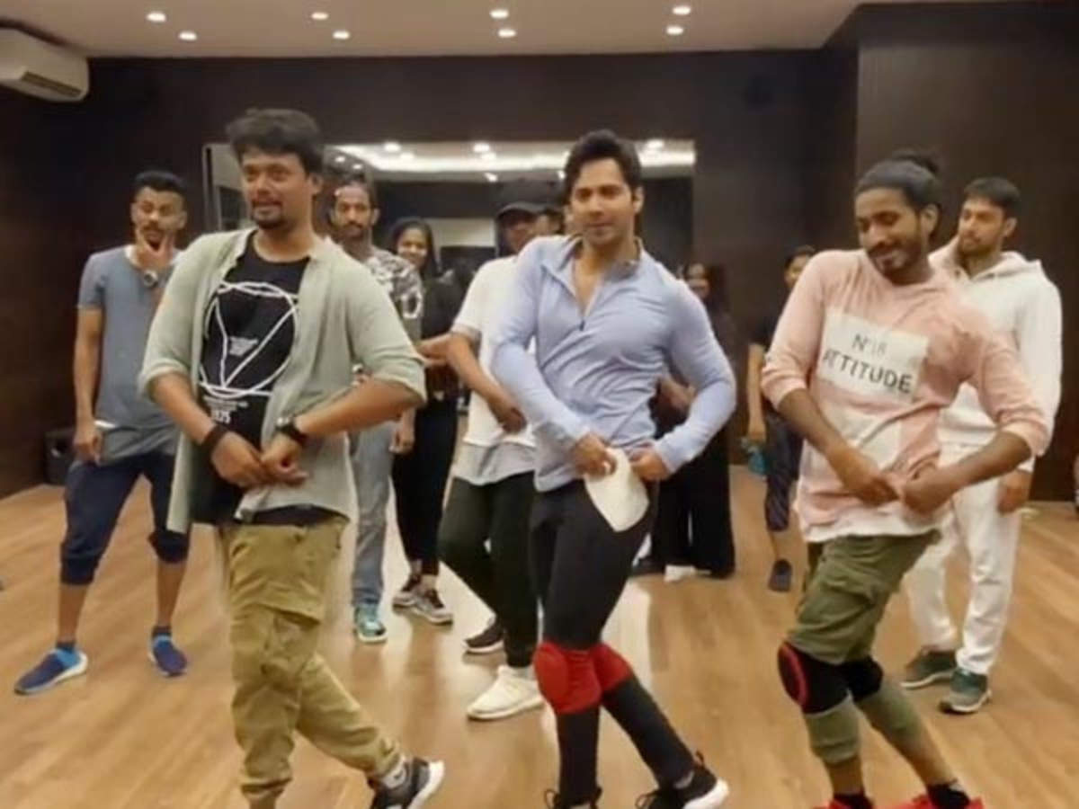 Varun Dhawan shares a hilarious video from the dance prep of Coolie No 1