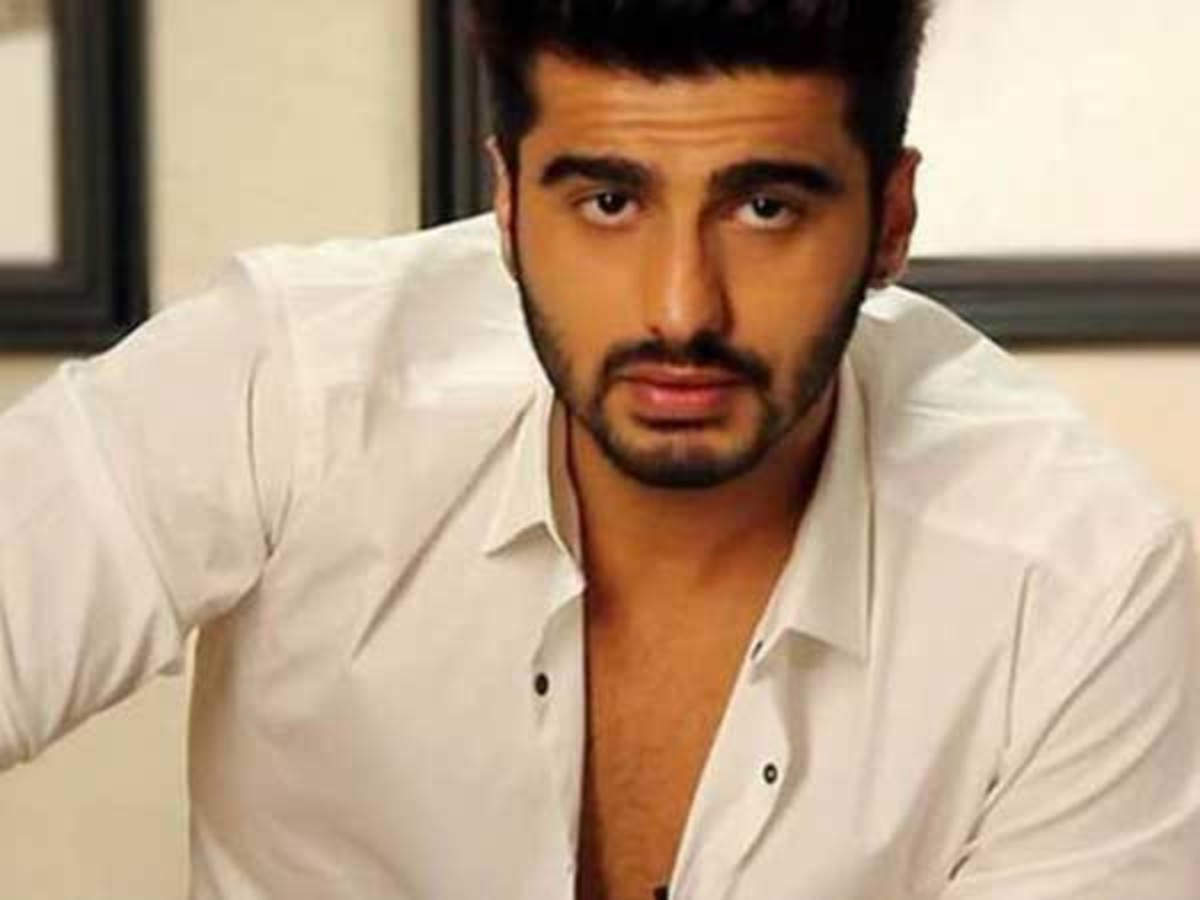 Arjun Kapoor spreads sawareness about COVID 19 with a quirky post |  