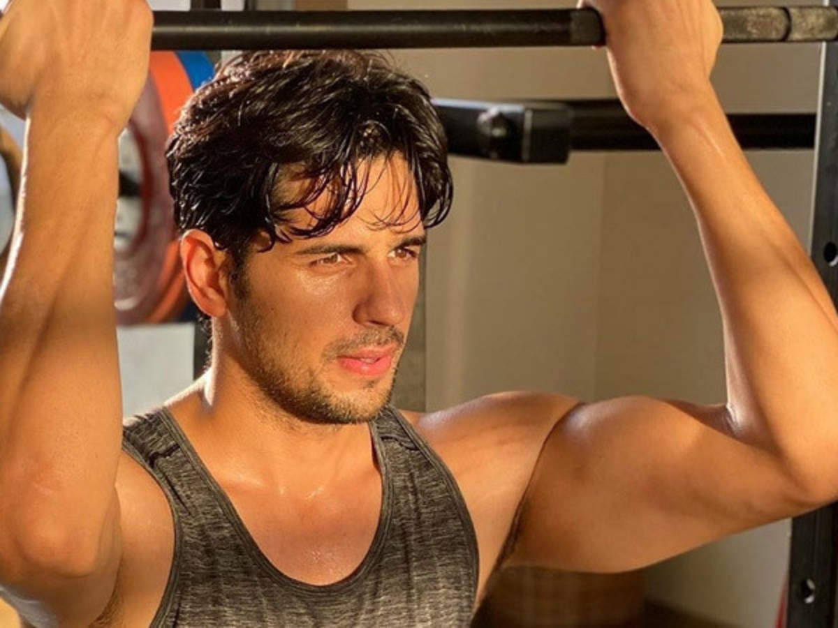 Sidharth Malhotra is a fitness freak and here's proof | Filmfare.com