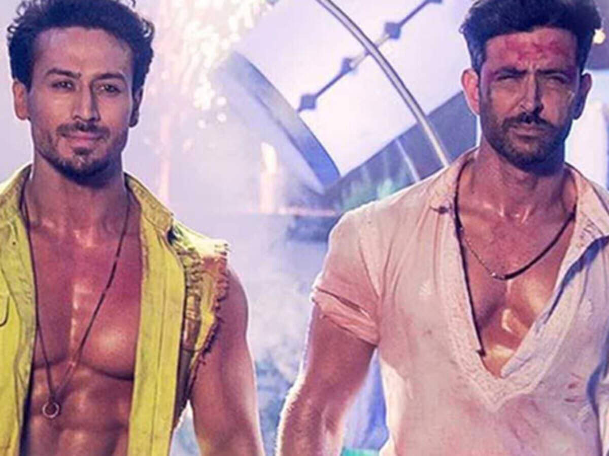 Hrithik Roshan praises his War co-star Tiger Shroff's amazing stunts | Hrithik Roshan praises his War co-star Tiger Shroff's amazing stunts |