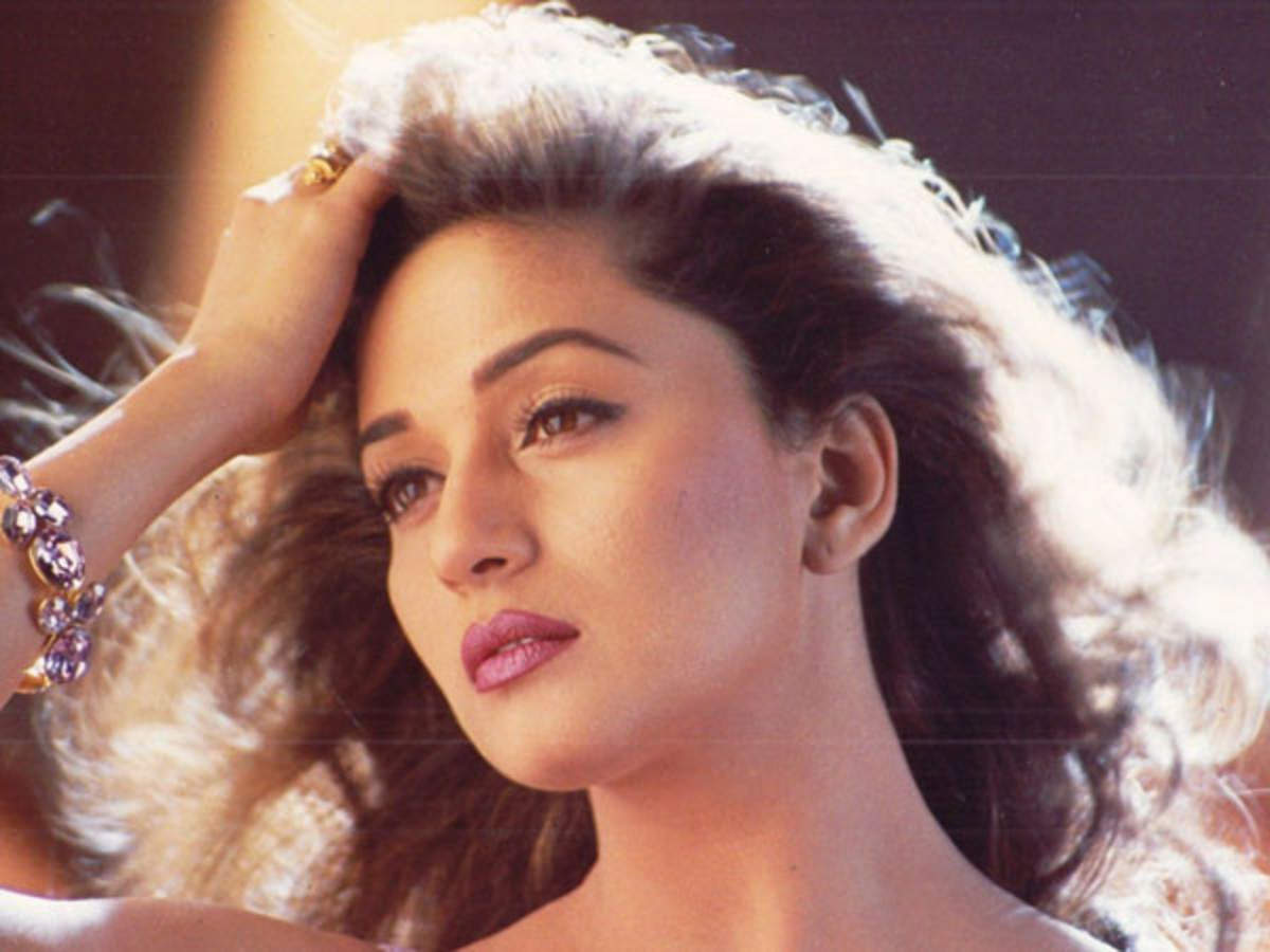 Madhuri Dixit talks about being called too skinny before Tezaab |  Filmfare.com