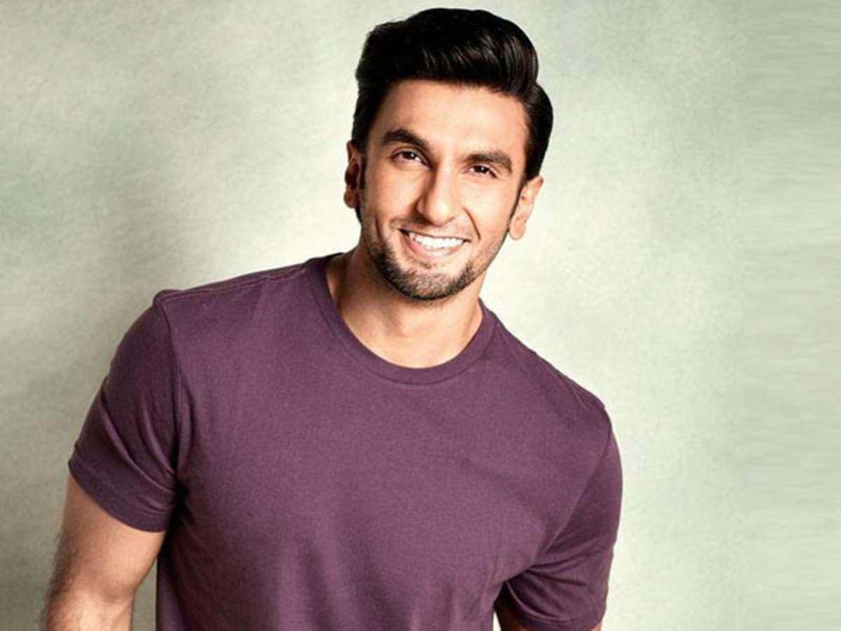 Ranveer Singh has 'no time to talk'; flies 'as a falcon' in latest pictures