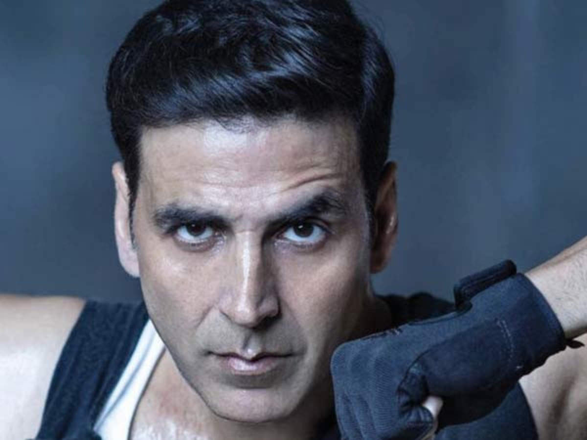 Akshay Kumar drinks cow urine everyday and his family hates his  new-moustache look 