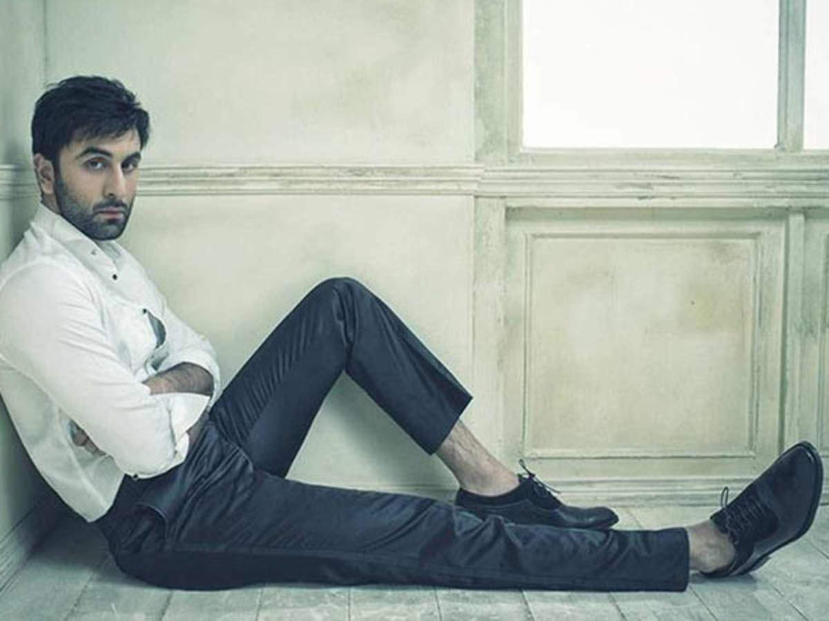 Happy B'day Ranbir Kapoor: Hot Pictures Of Chocolate Boy That Will