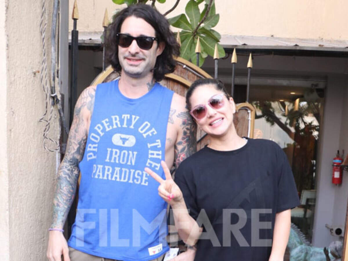 Photos: Sunny Leone and husband Daniel Weber in Juhu | Filmfare.com