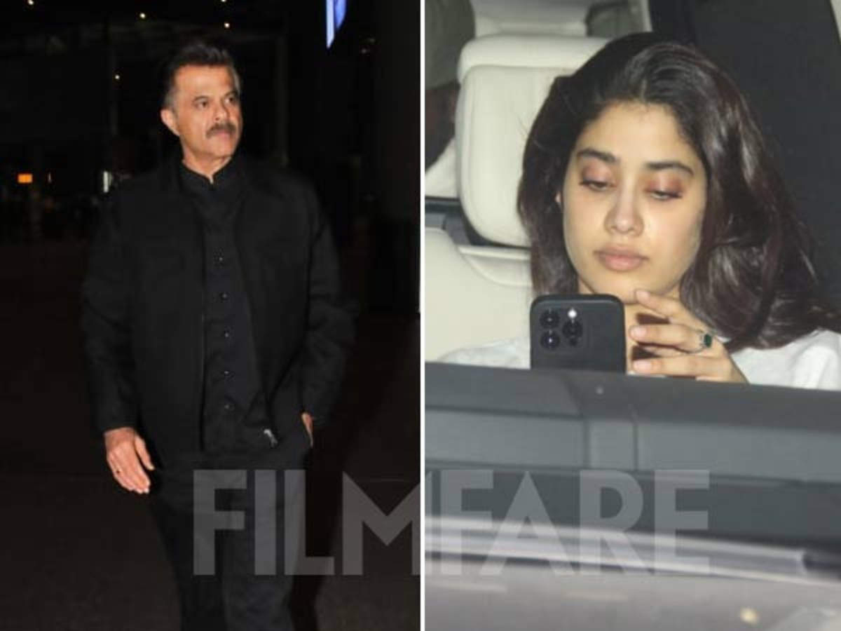 Janhvi Kapoor and Anil Kapoor get clicked in the city 