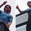 Shah Rukh Khan's birthday: Frenzied fans flock star's residence, cops baton  charge them