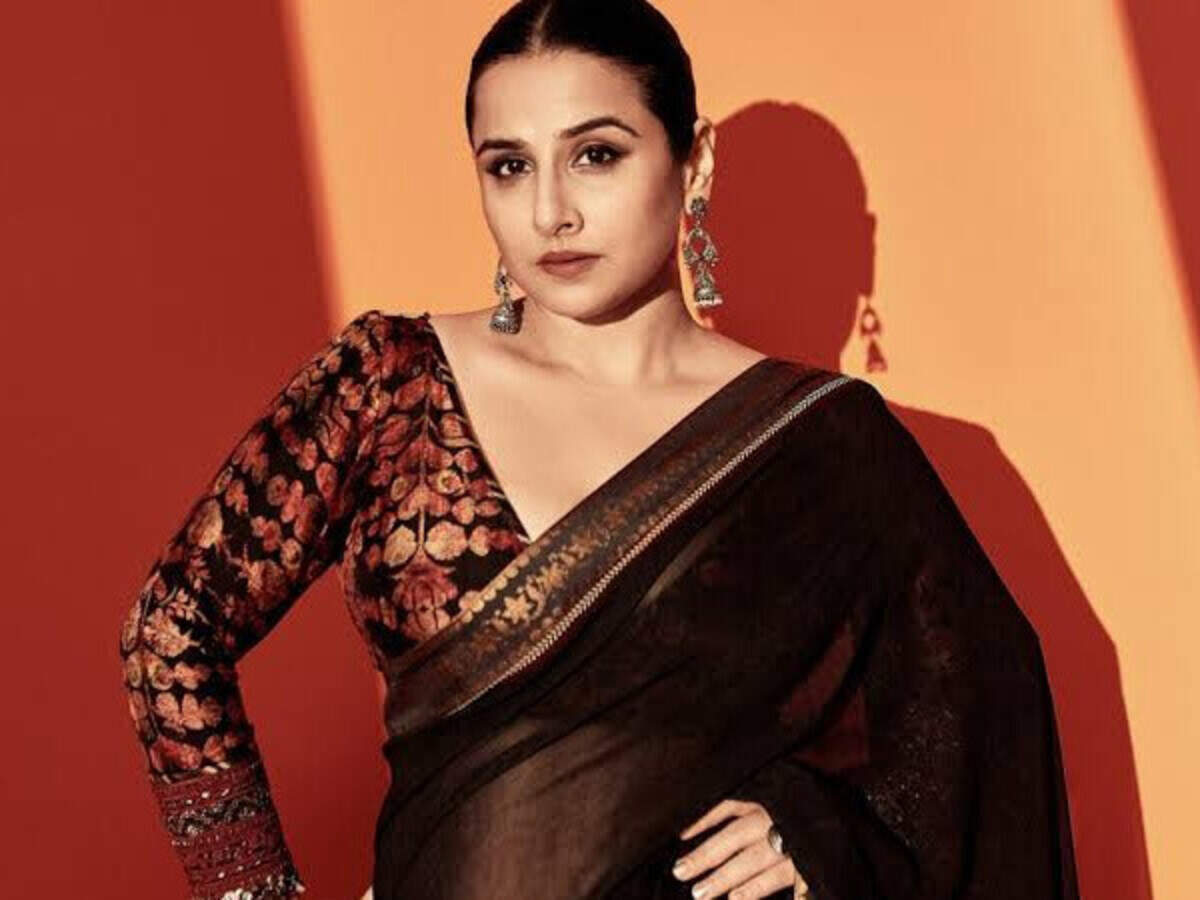 Vidya Balan lodges an FIR against a fake Instagram account extorting money  in her name | Filmfare.com