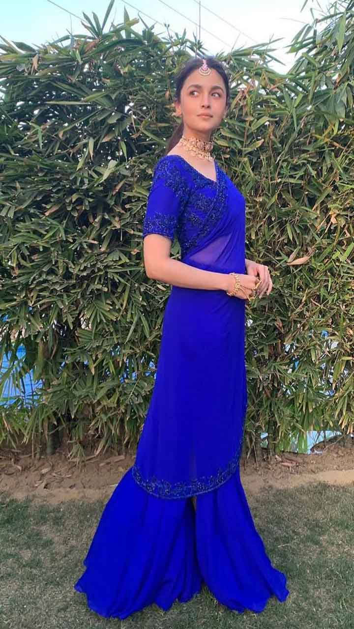 Alia Bhatt in a pretty floral dress | Western dresses for girl, Dress, Nice  dresses